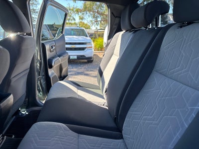 2022 Toyota Tacoma 4WD TRD Off Road