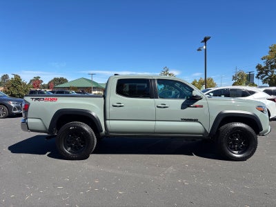 2022 Toyota Tacoma 4WD TRD Off Road