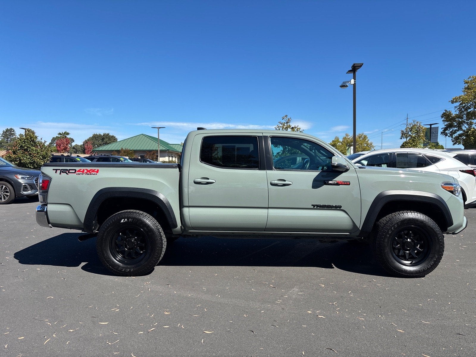 2022 Toyota Tacoma 4WD TRD Off Road