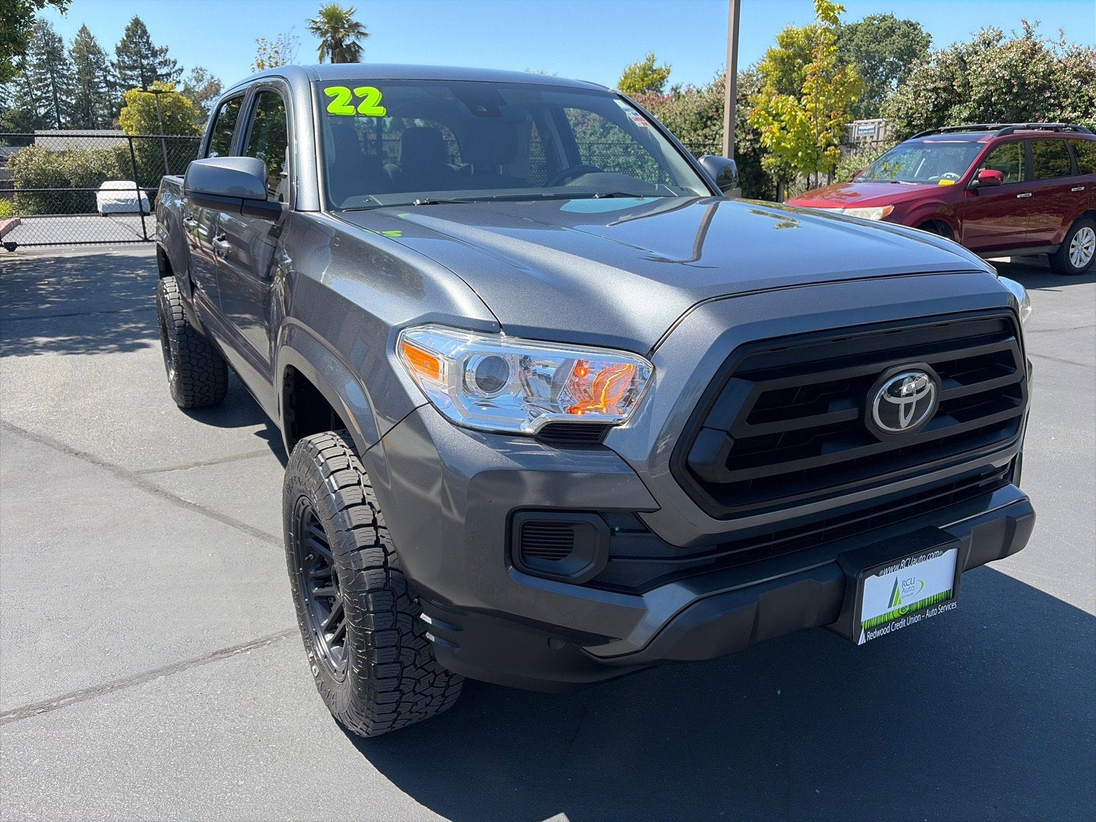 2022 Toyota Tacoma 4WD SR