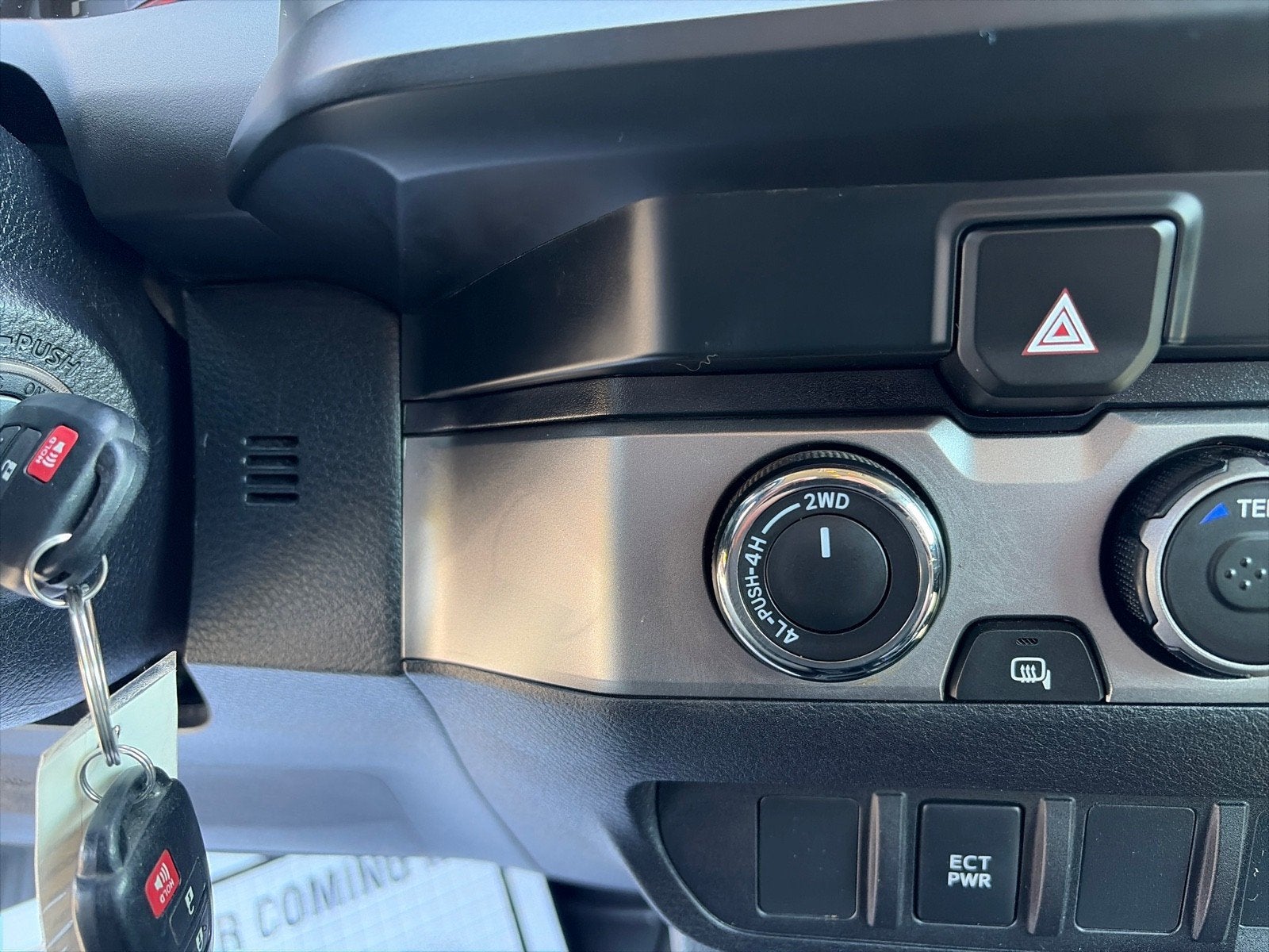2022 Toyota Tacoma 4WD SR