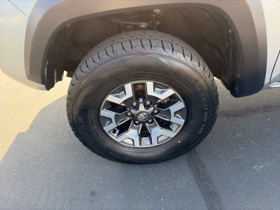 2022 Toyota Tacoma 4WD TRD Off Road