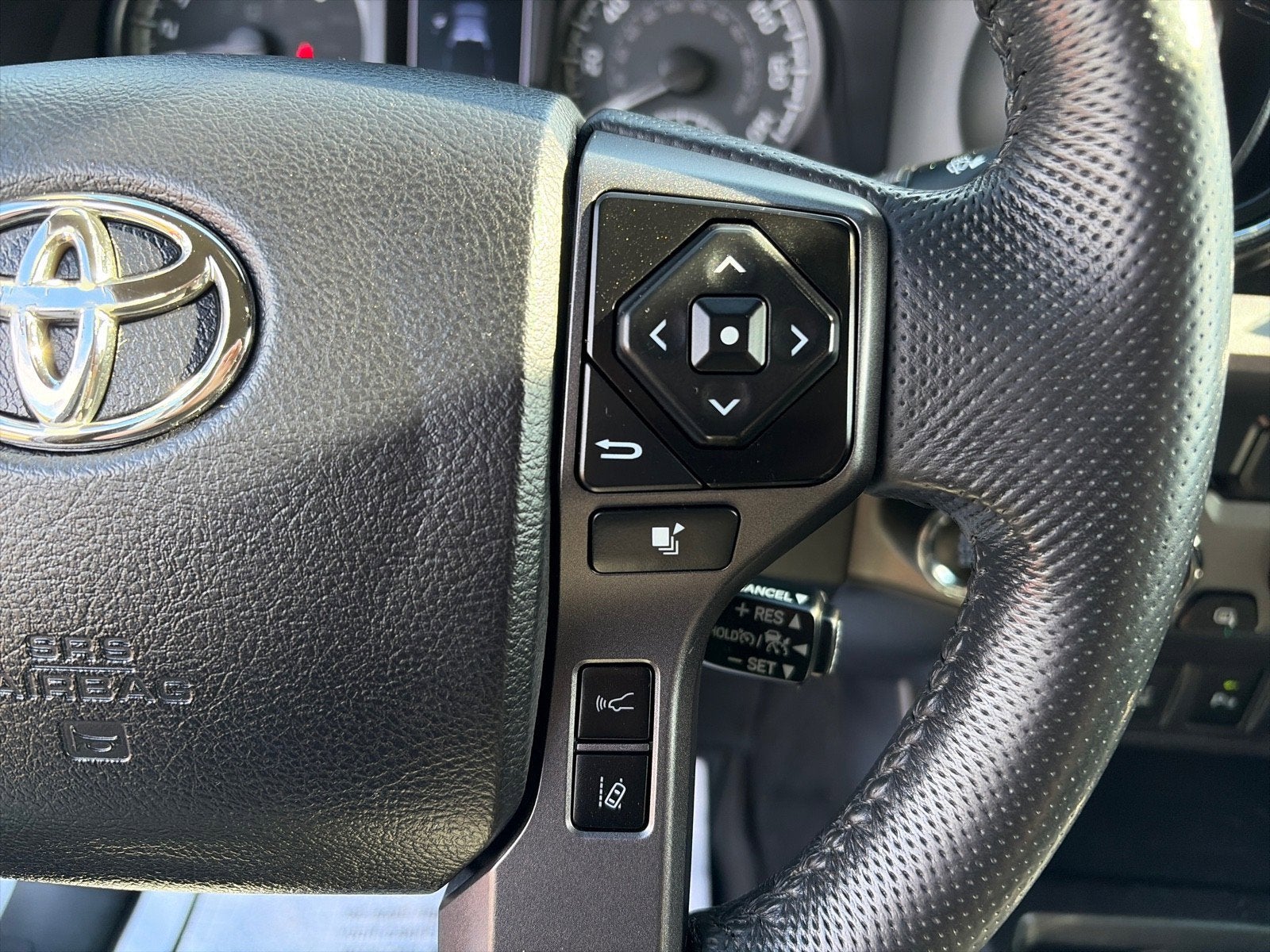 2022 Toyota Tacoma 4WD TRD Off Road