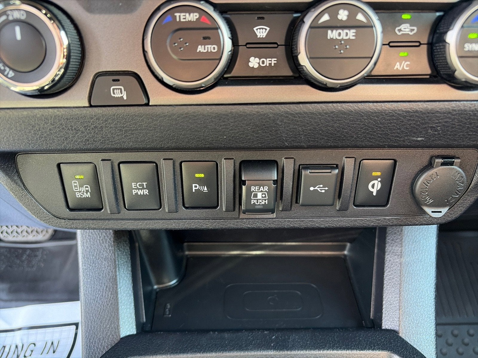 2022 Toyota Tacoma 4WD TRD Off Road