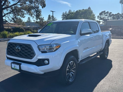 2022 Toyota Tacoma 4WD SR
