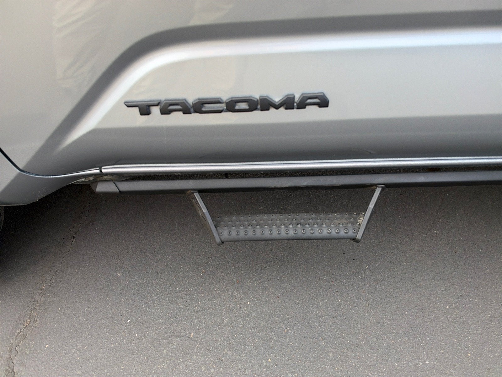 2024 Toyota Tacoma 4WD SR5