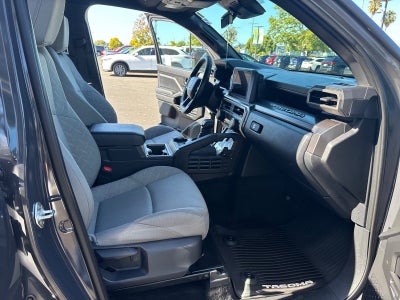 2025 Toyota Tacoma 4WD SR5