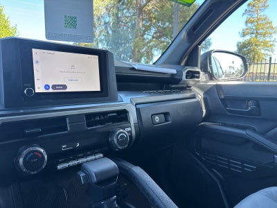 2025 Toyota Tacoma 4WD SR5