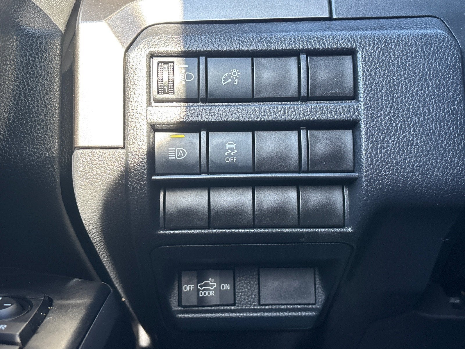 2025 Toyota Tacoma 4WD SR5