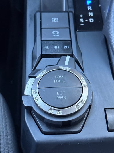 2025 Toyota Tacoma 4WD SR5