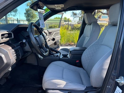 2025 Toyota Tacoma 4WD SR5