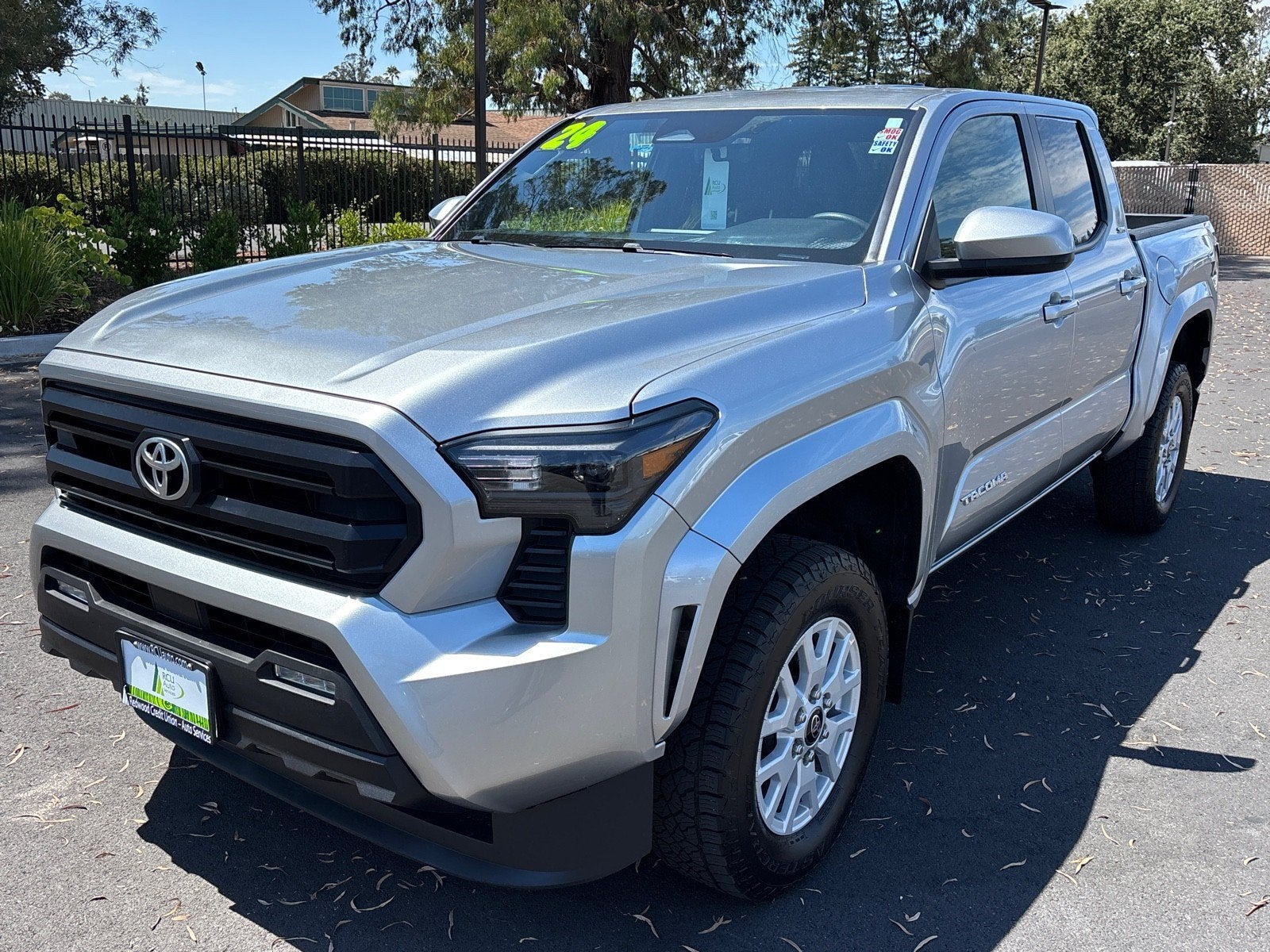2024 Toyota Tacoma 4WD SR5