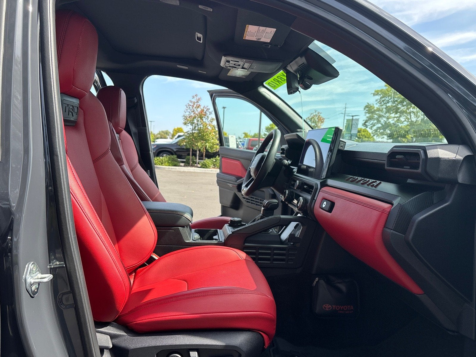 2024 Toyota Tacoma 4WD TRD Pro Hybrid