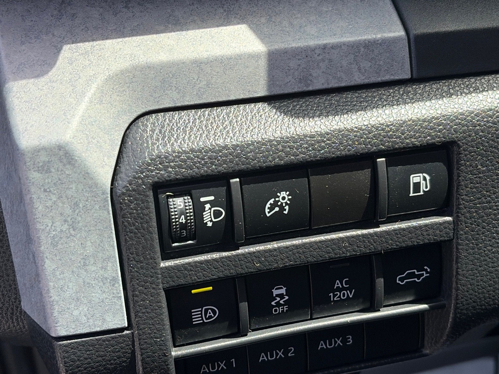 2024 Toyota Tacoma 4WD Trailhunter Hybrid
