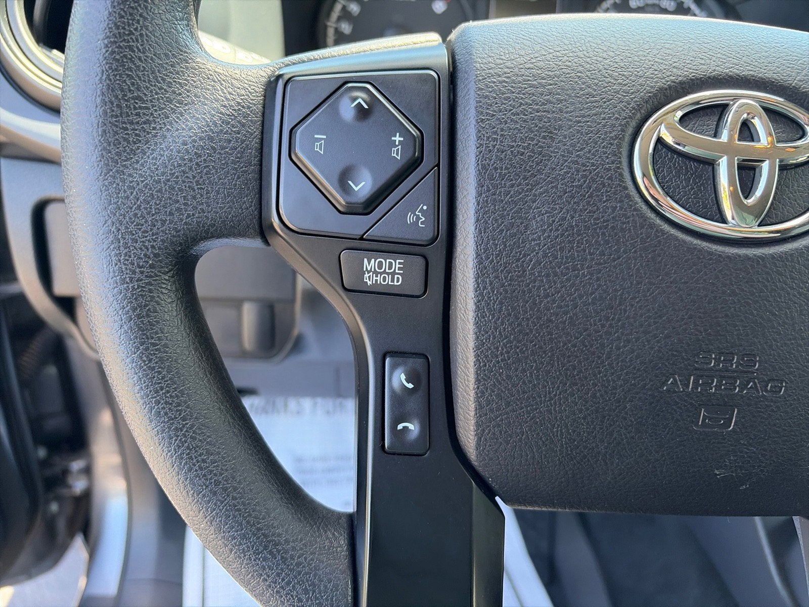 2022 Toyota Tacoma 2WD SR5