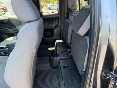 2022 Toyota Tacoma 2WD SR5