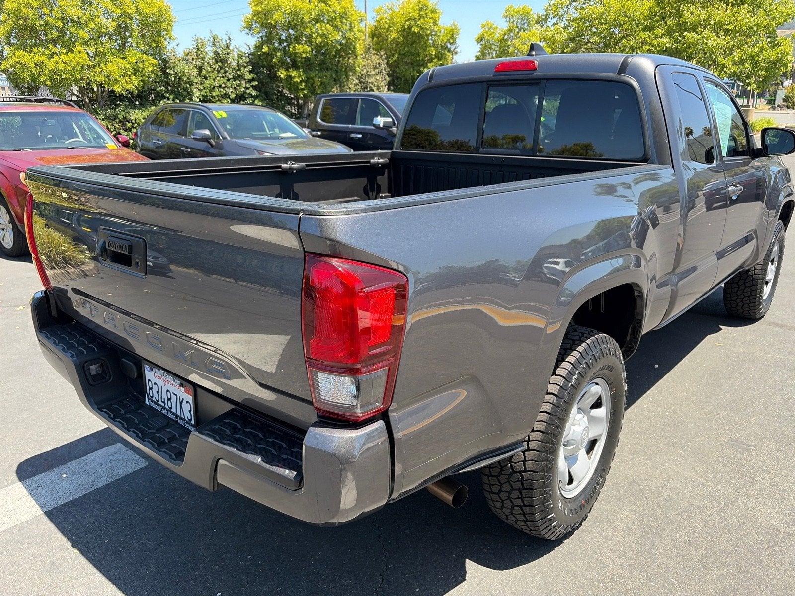 2022 Toyota Tacoma 2WD SR5