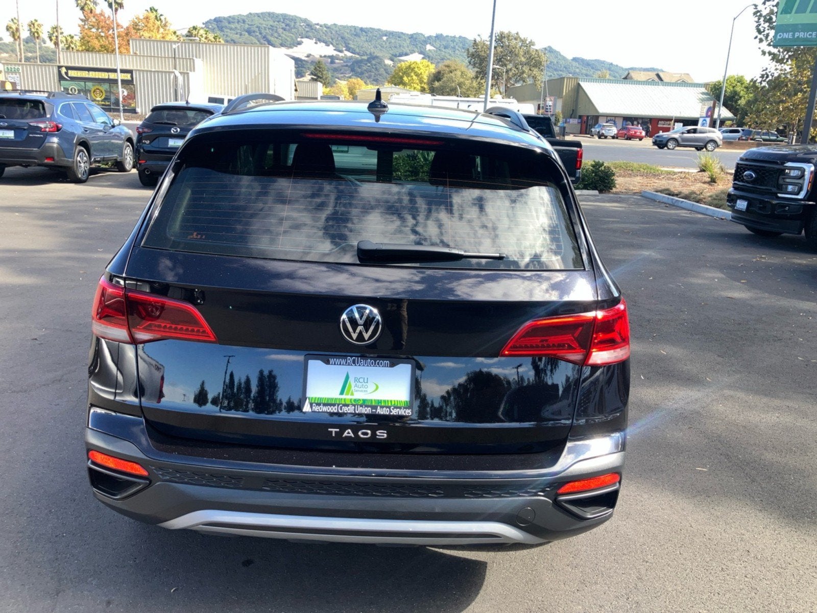 2024 Volkswagen Taos S