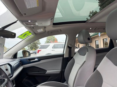 2022 Volkswagen Taos SE