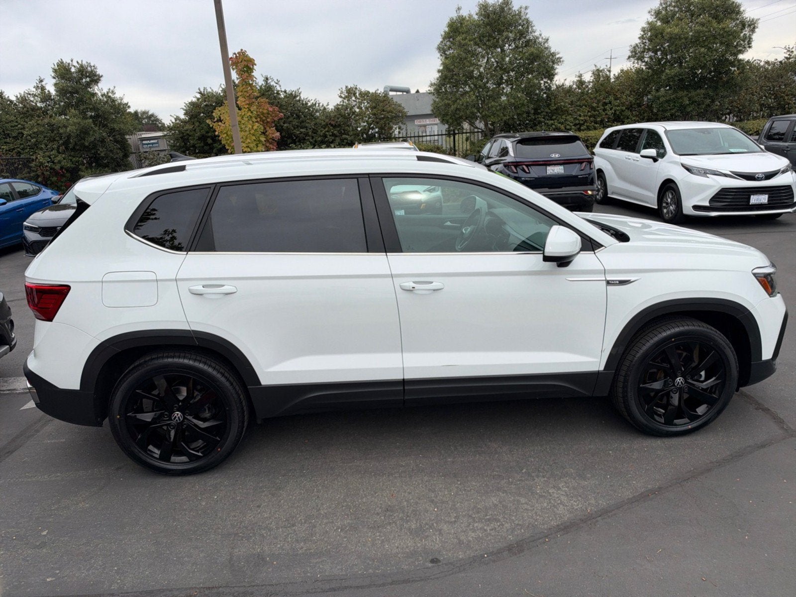 2022 Volkswagen Taos SE