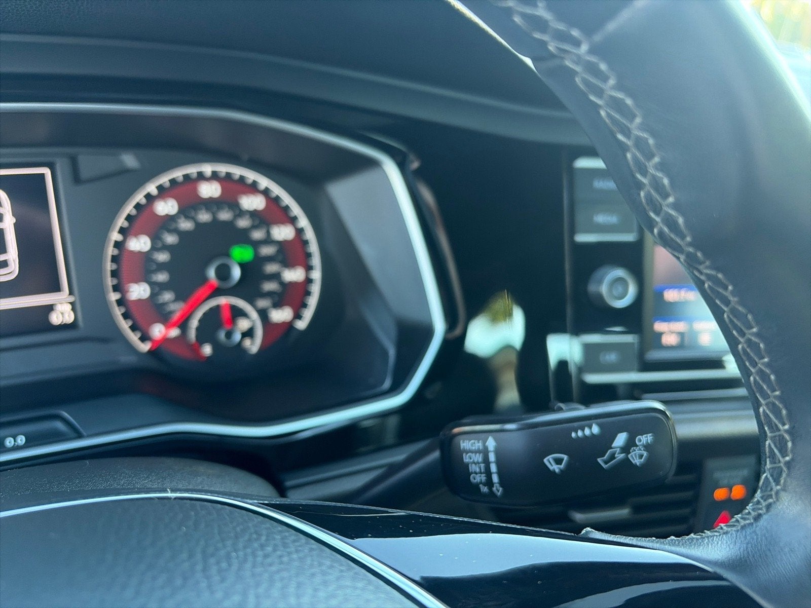 2019 Volkswagen Jetta R-Line