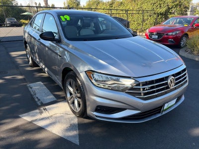 2019 Volkswagen Jetta R-Line