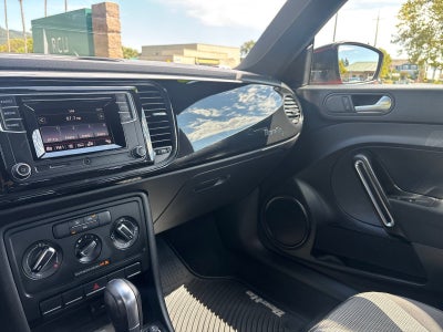 2017 Volkswagen Beetle 1.8T S