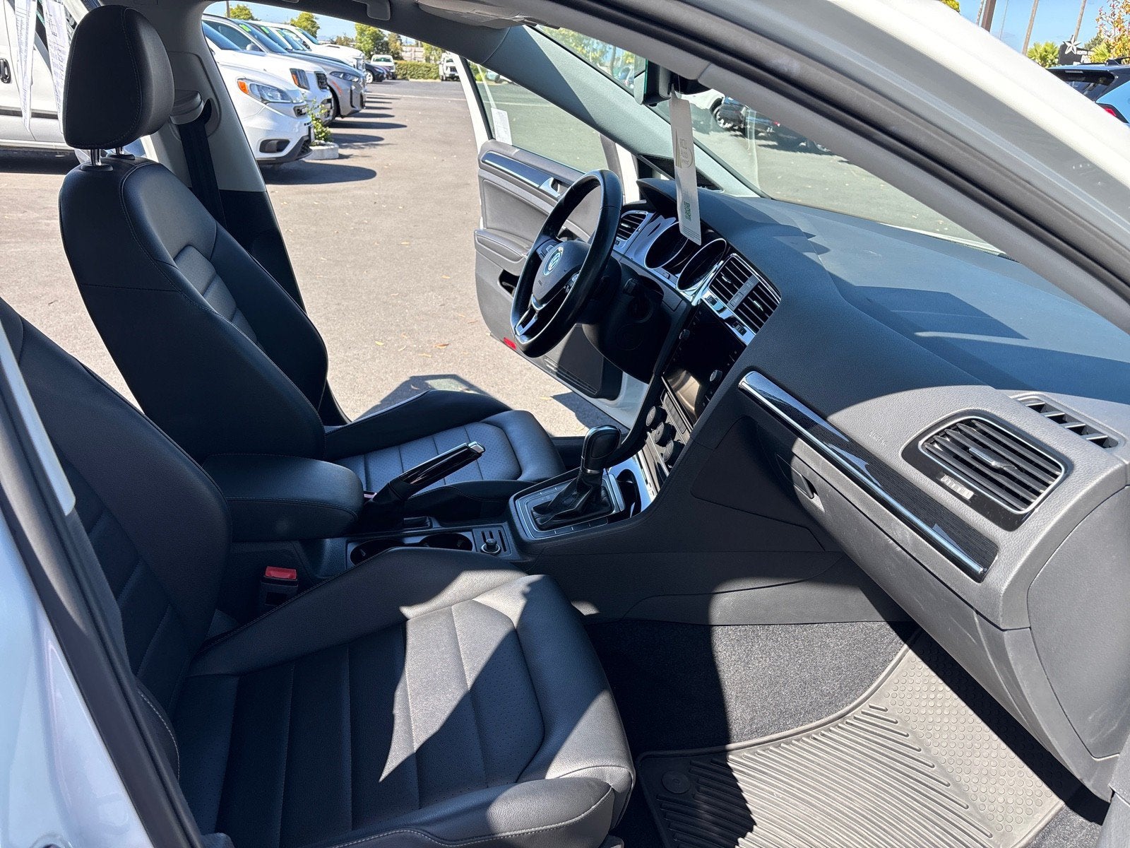 2018 Volkswagen Golf SportWagen SEL