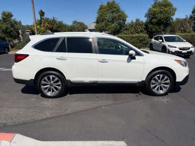 2017 Subaru Outback Touring