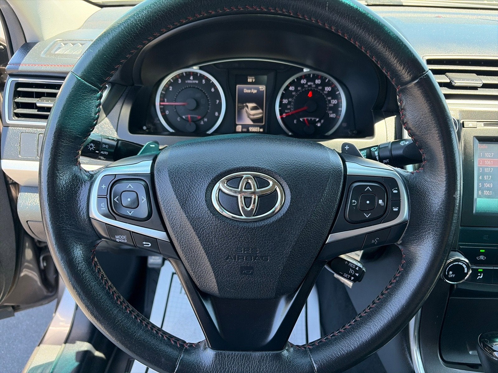 2017 Toyota Camry SE