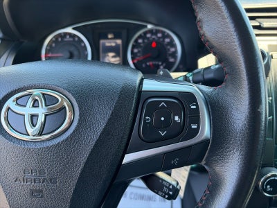 2017 Toyota Camry SE