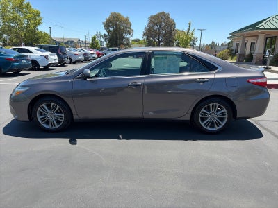 2017 Toyota Camry SE