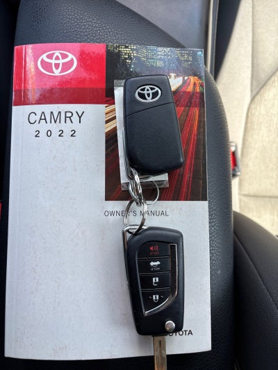 2022 Toyota Camry LE