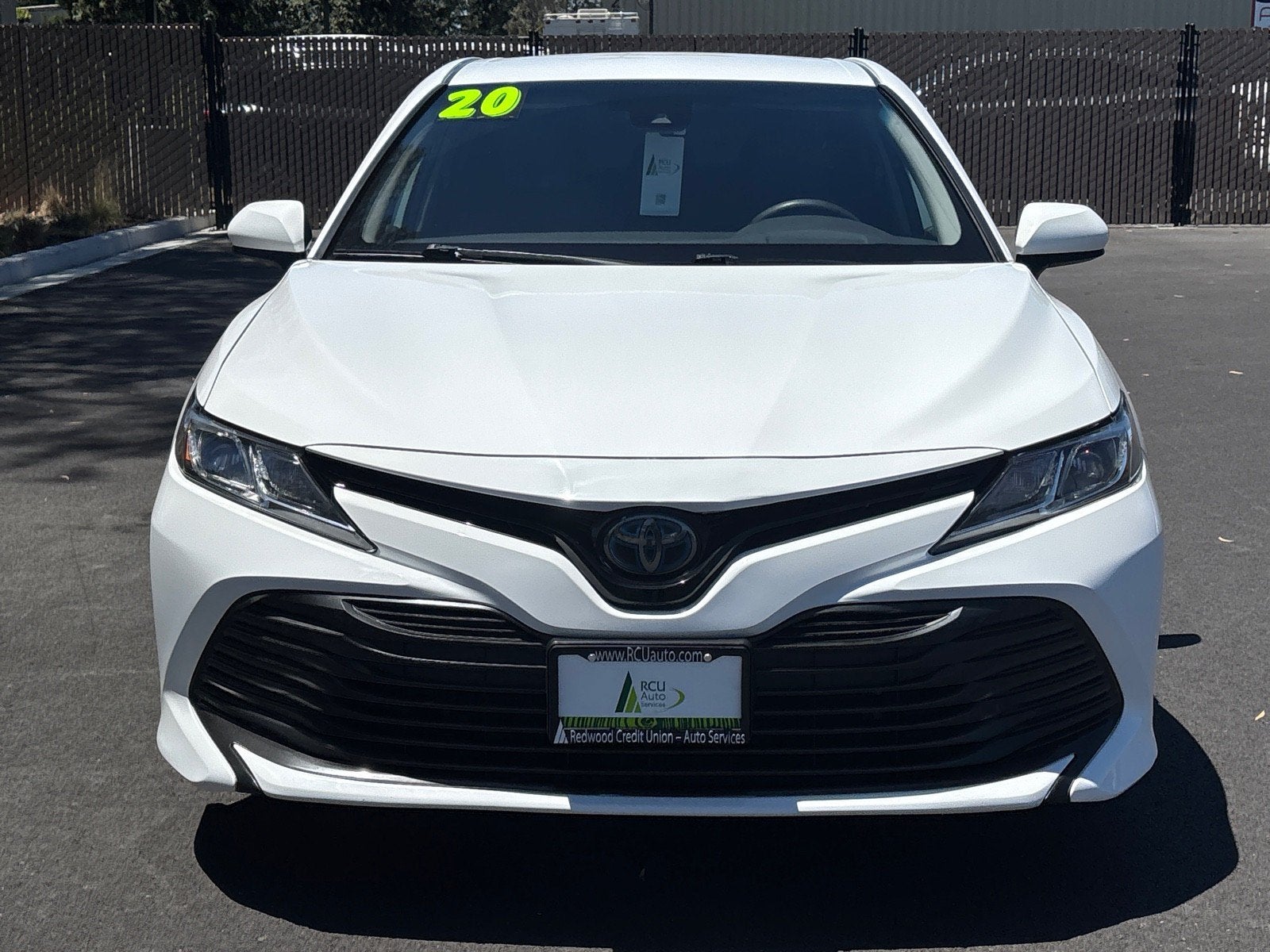2020 Toyota Camry Hybrid LE