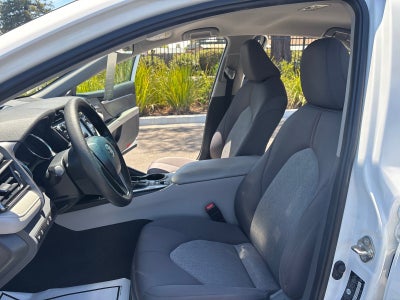 2020 Toyota Camry Hybrid LE