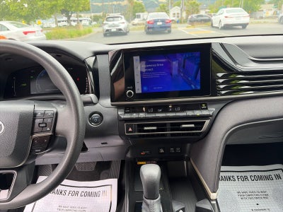 2025 Toyota Camry LE