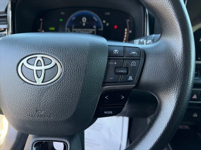 2025 Toyota Camry LE