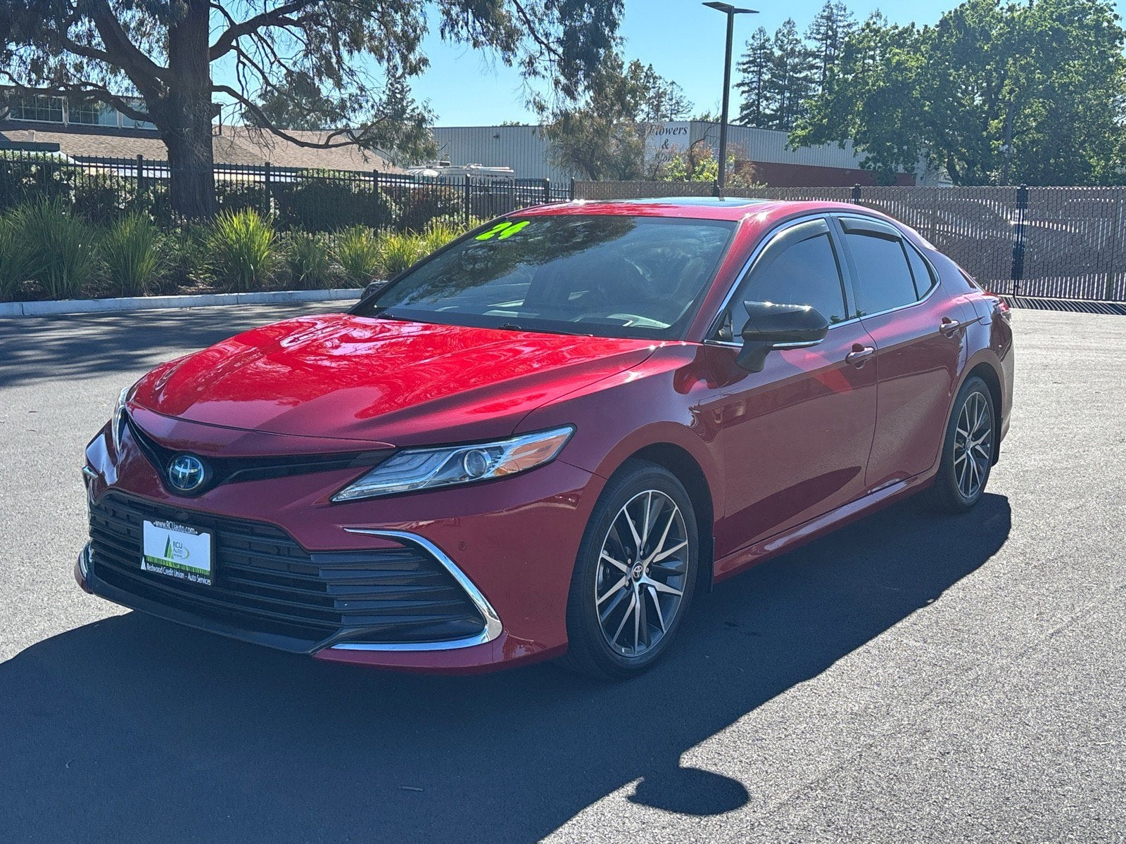 2024 Toyota Camry Hybrid XLE