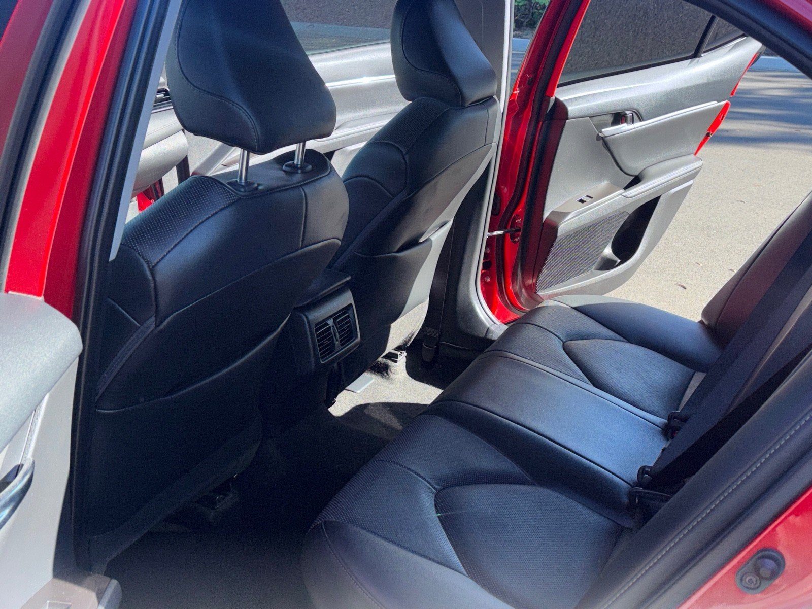 2024 Toyota Camry Hybrid XLE