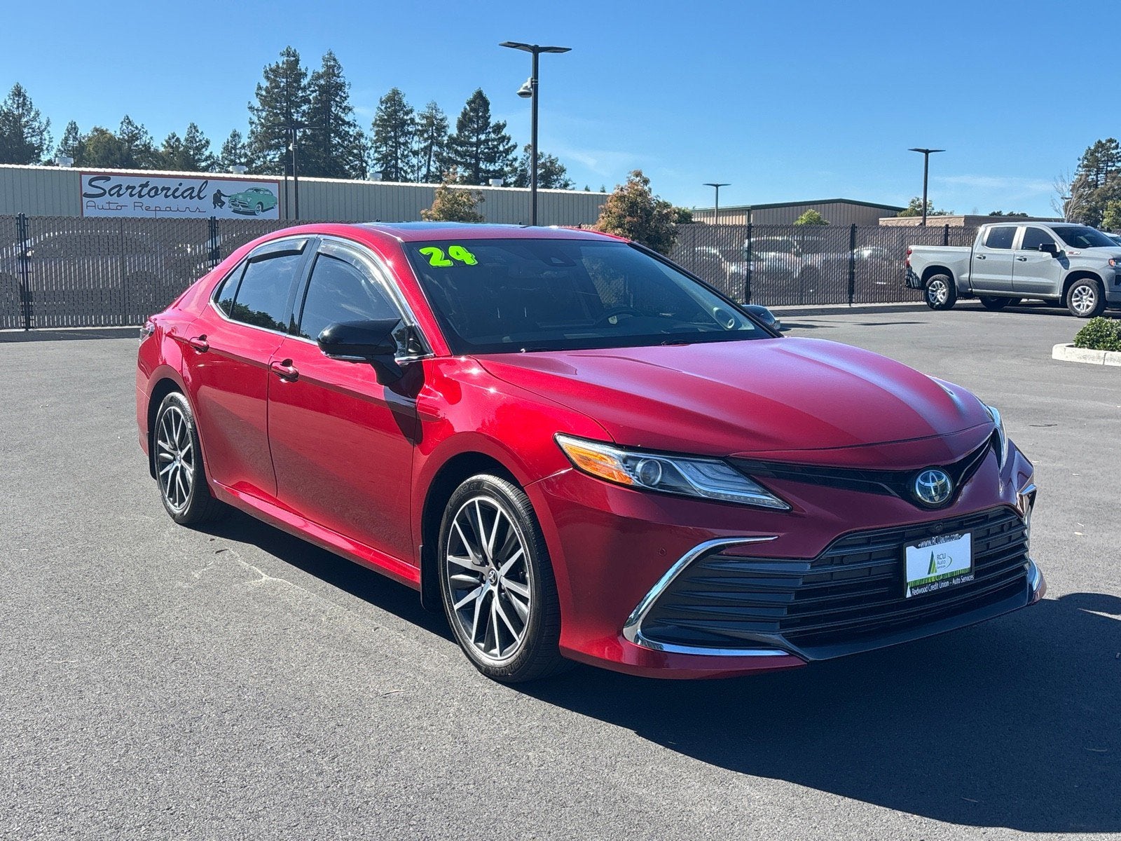 2024 Toyota Camry Hybrid XLE