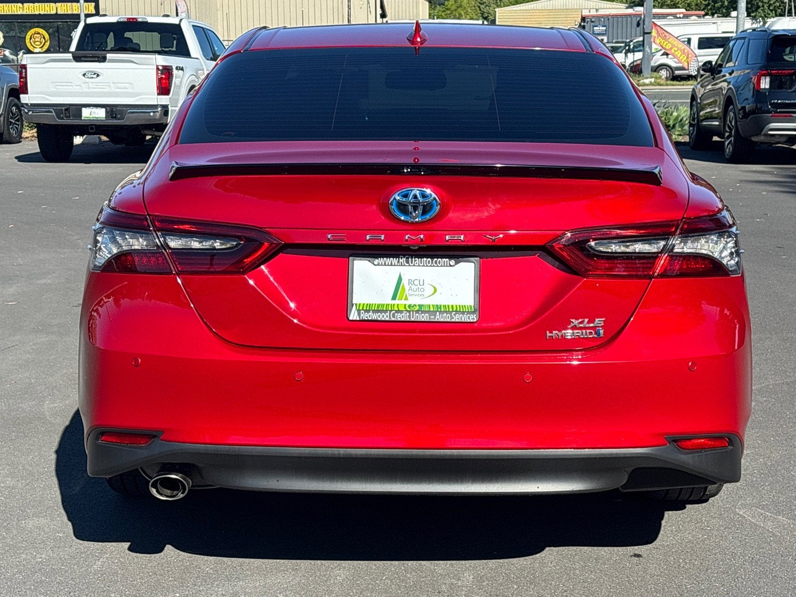 2024 Toyota Camry Hybrid XLE