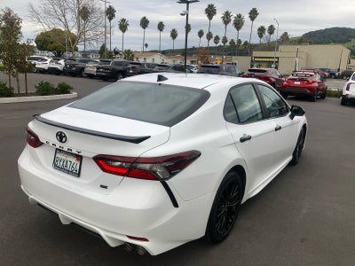 2022 Toyota Camry SE