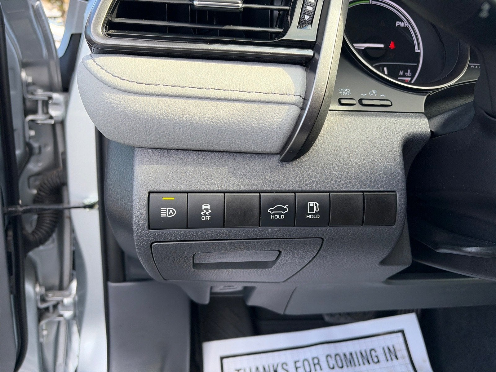 2021 Toyota Camry Hybrid SE