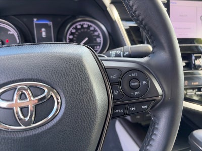 2021 Toyota Camry Hybrid SE