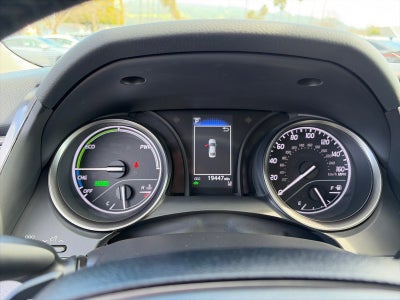 2021 Toyota Camry Hybrid SE