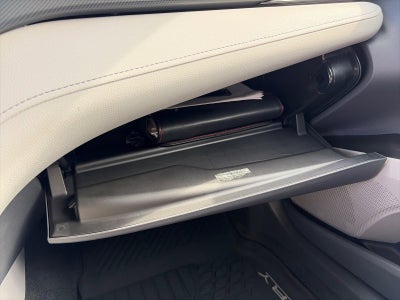 2021 Toyota Camry Hybrid SE