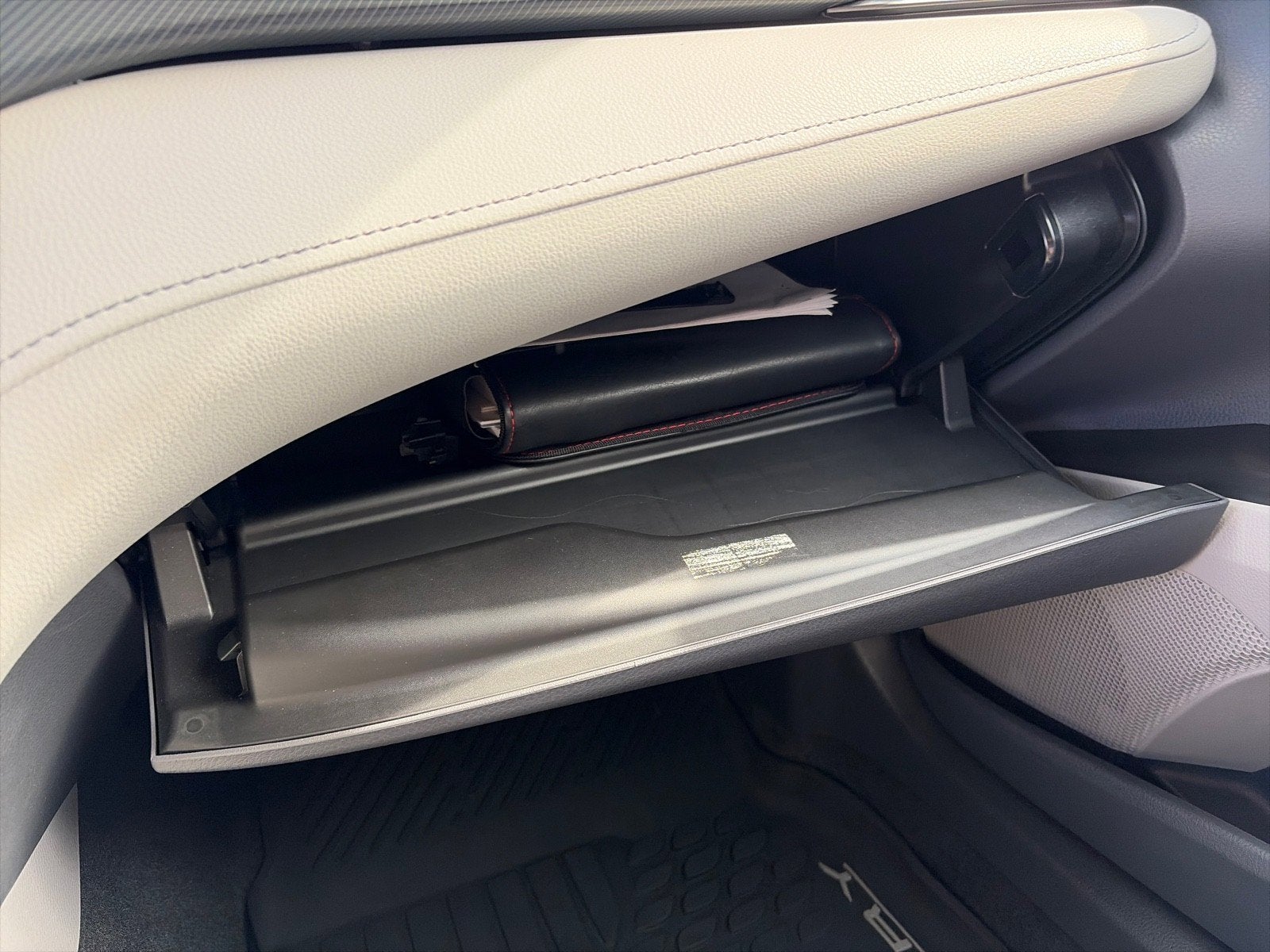 2021 Toyota Camry Hybrid SE