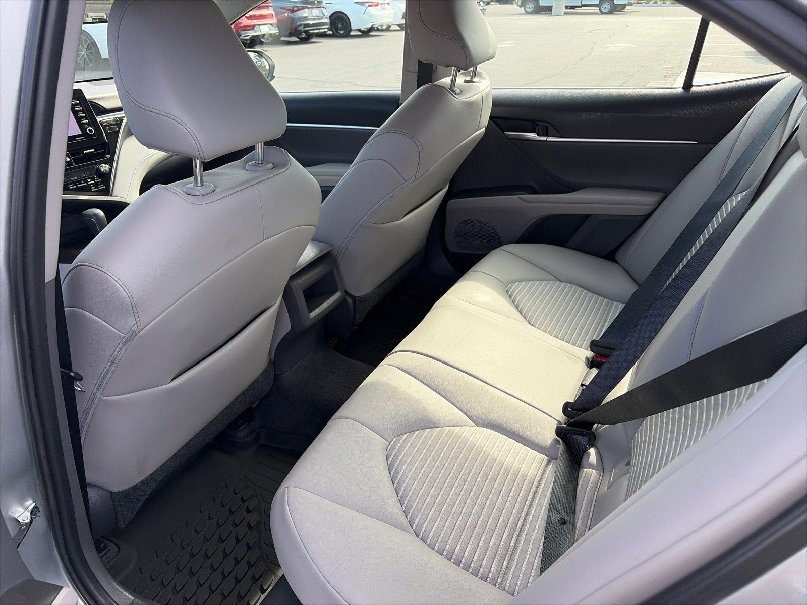 2021 Toyota Camry Hybrid SE