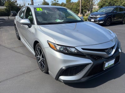2021 Toyota Camry Hybrid SE