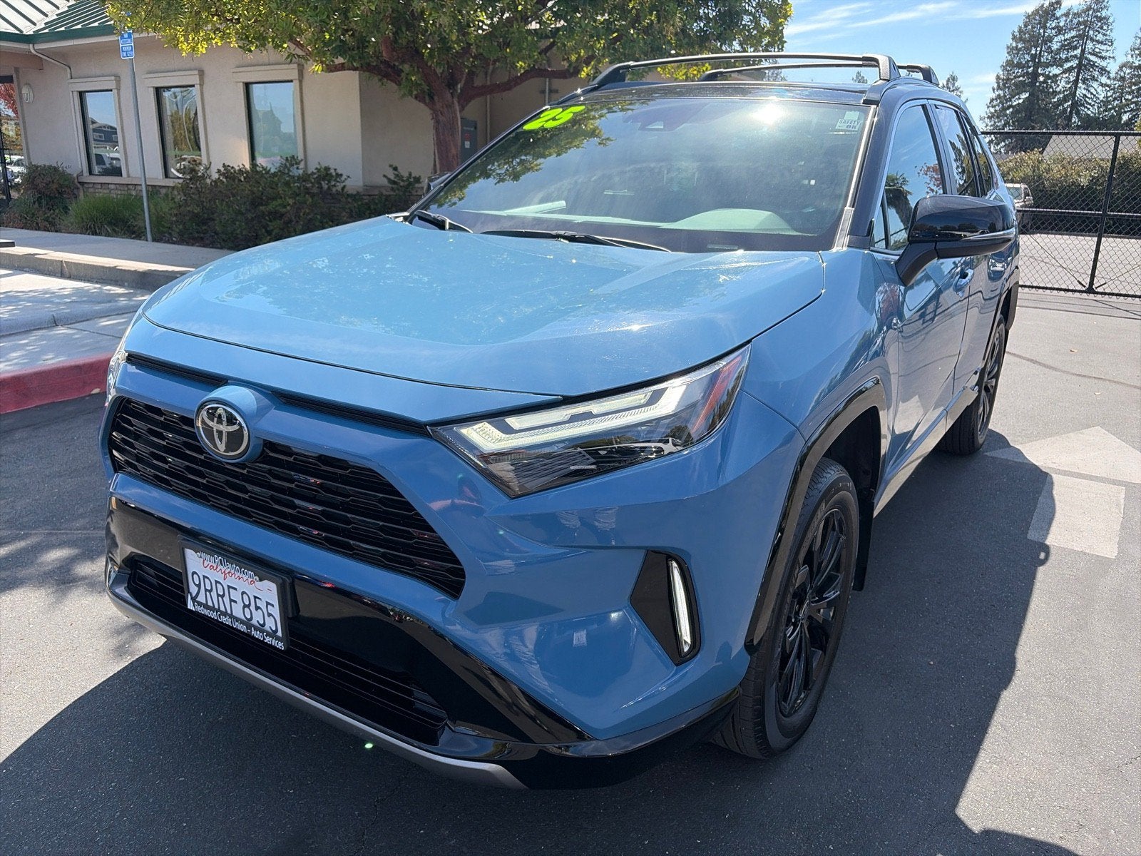 2025 Toyota RAV4 Hybrid XSE